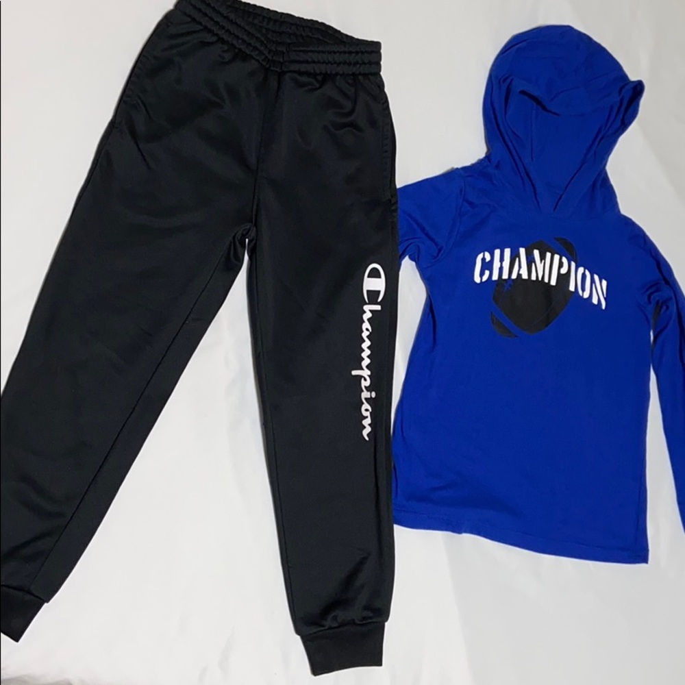 Champion Outfit